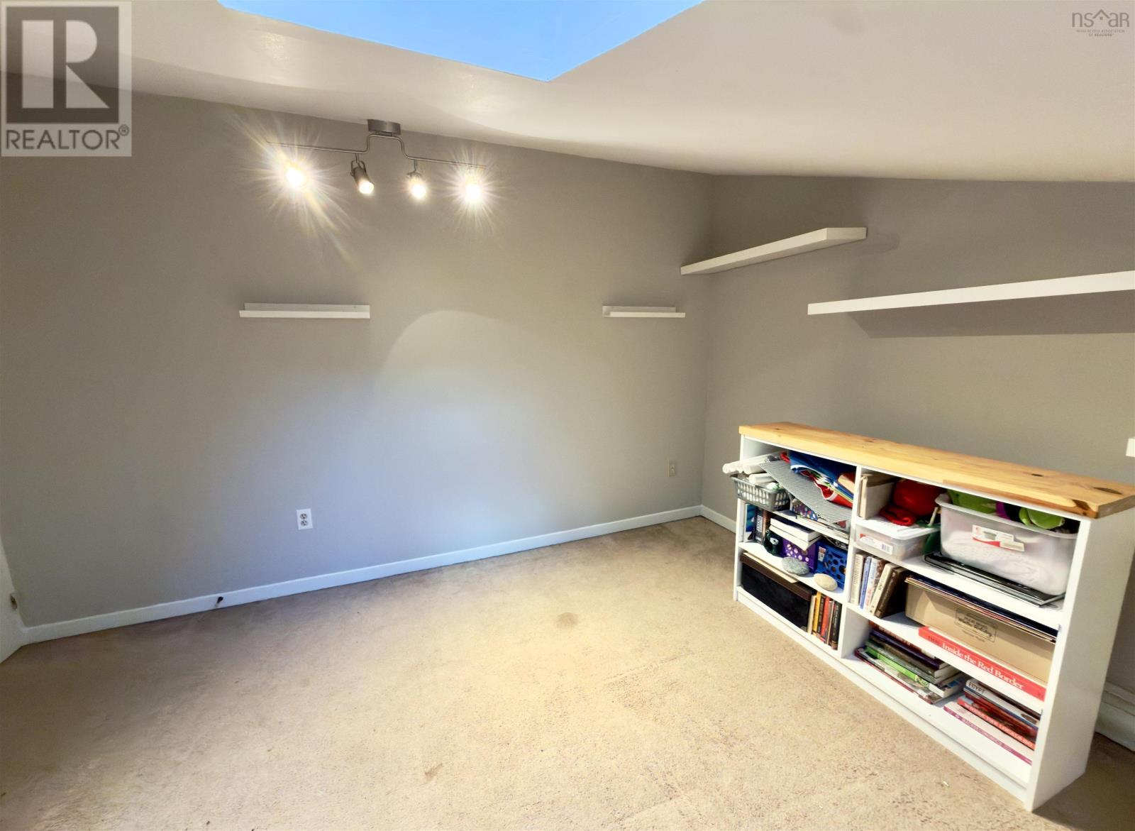 813 8 Blomidon Terrace Property Photo 38