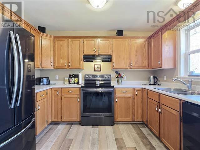 17 Menlow Court Property Photo 2
