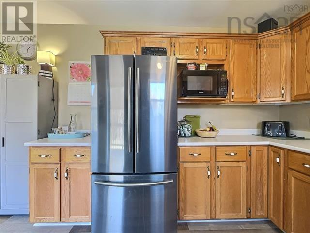 17 Menlow Court Property Photo 4
