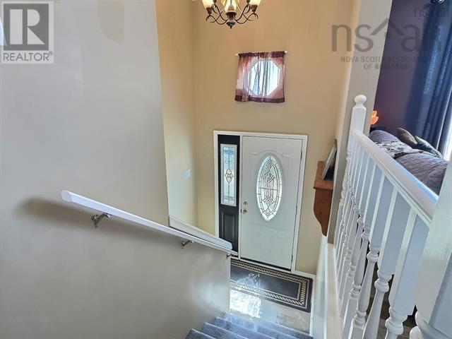 17 Menlow Court Property Photo 13
