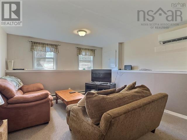 17 Menlow Court Property Photo 14