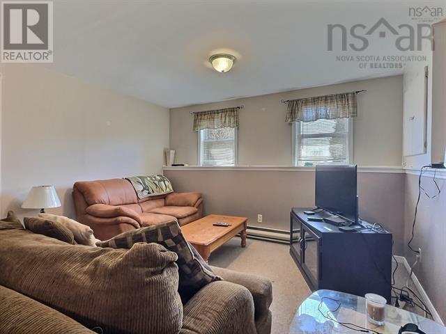 17 Menlow Court Property Photo 15