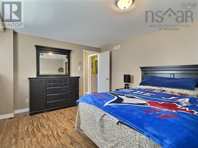 17 Menlow Court Property Photo 18
