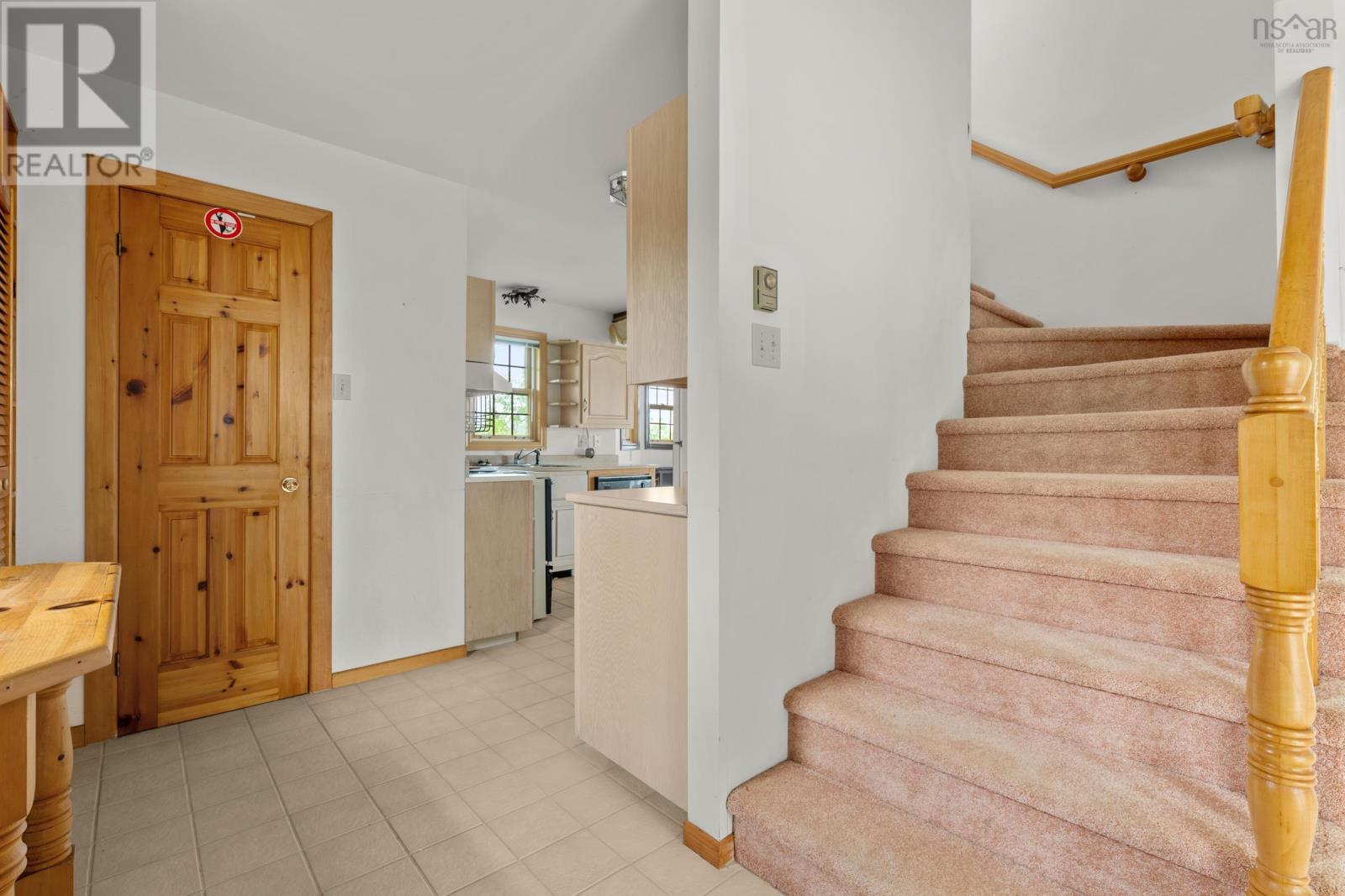 10 Canyon Corner Road Property Photo 14