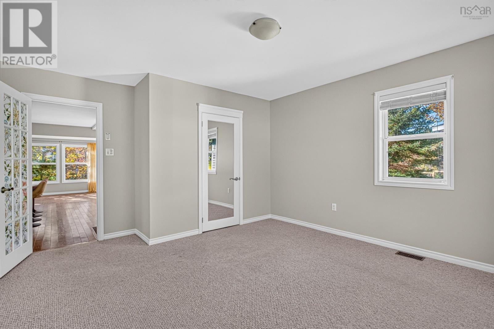 12 Buchanan Avenue Property Photo 18
