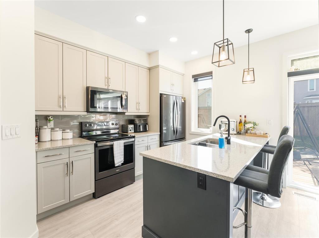 1404 388 Pipeline Road Property Photo 13