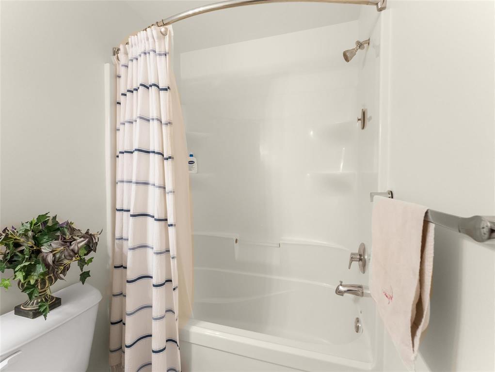 1404 388 Pipeline Road Property Photo 24