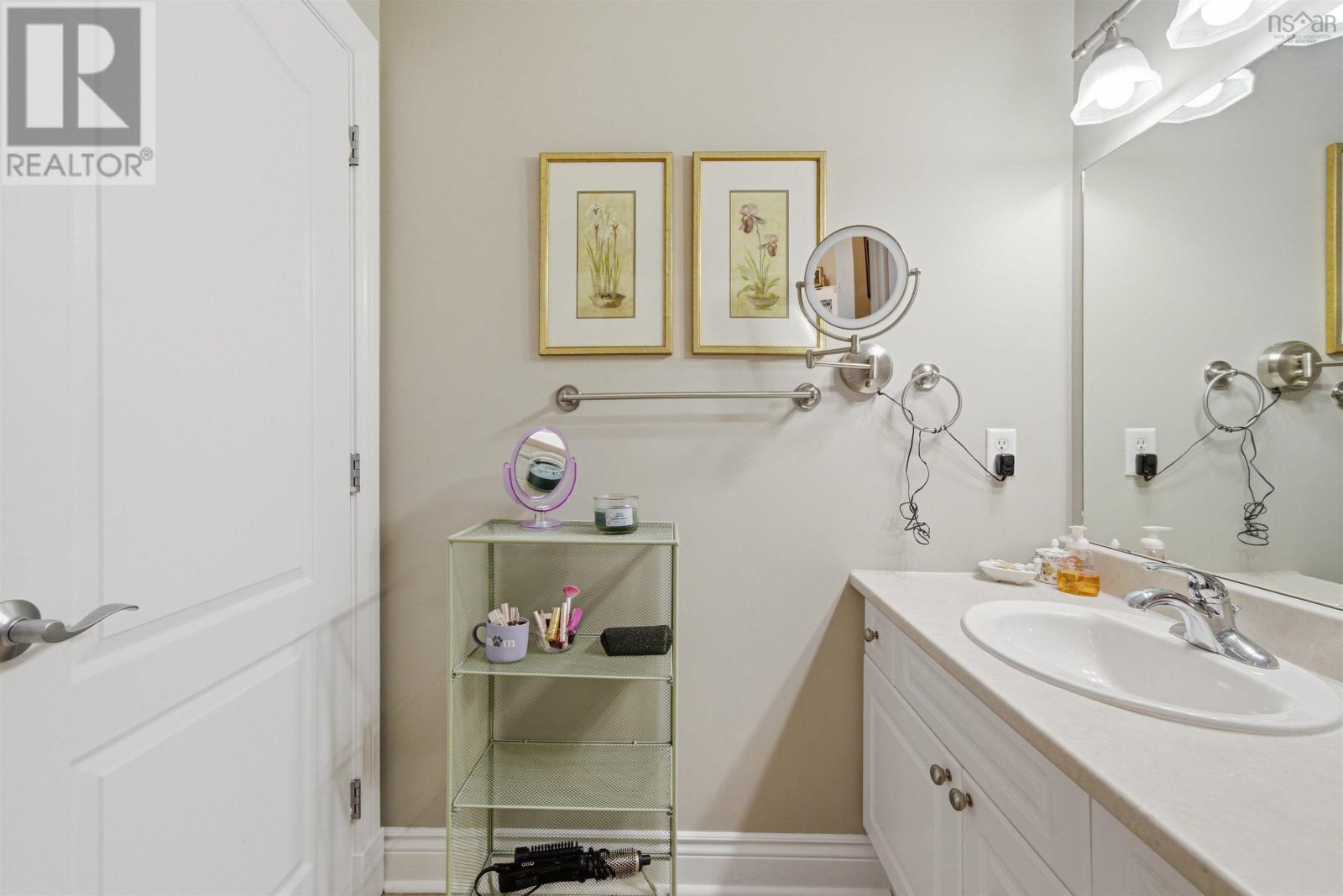 214 94 Bedros Lane Property Photo 33
