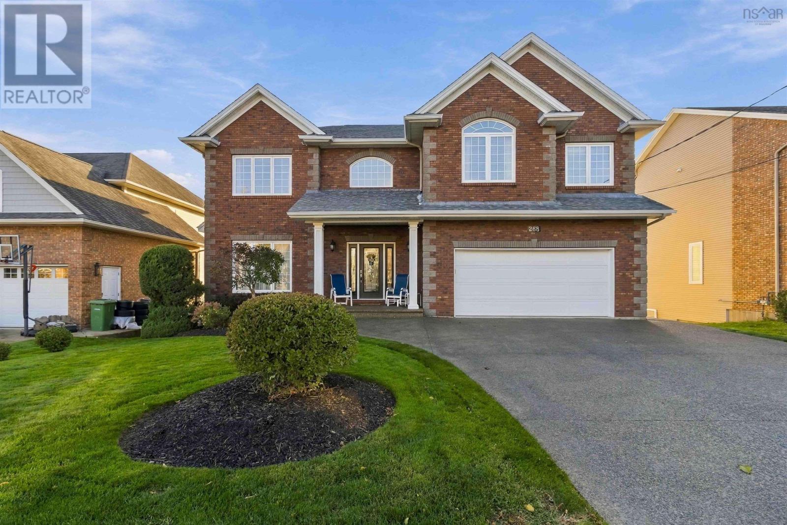 288 Bellbrook Crescent