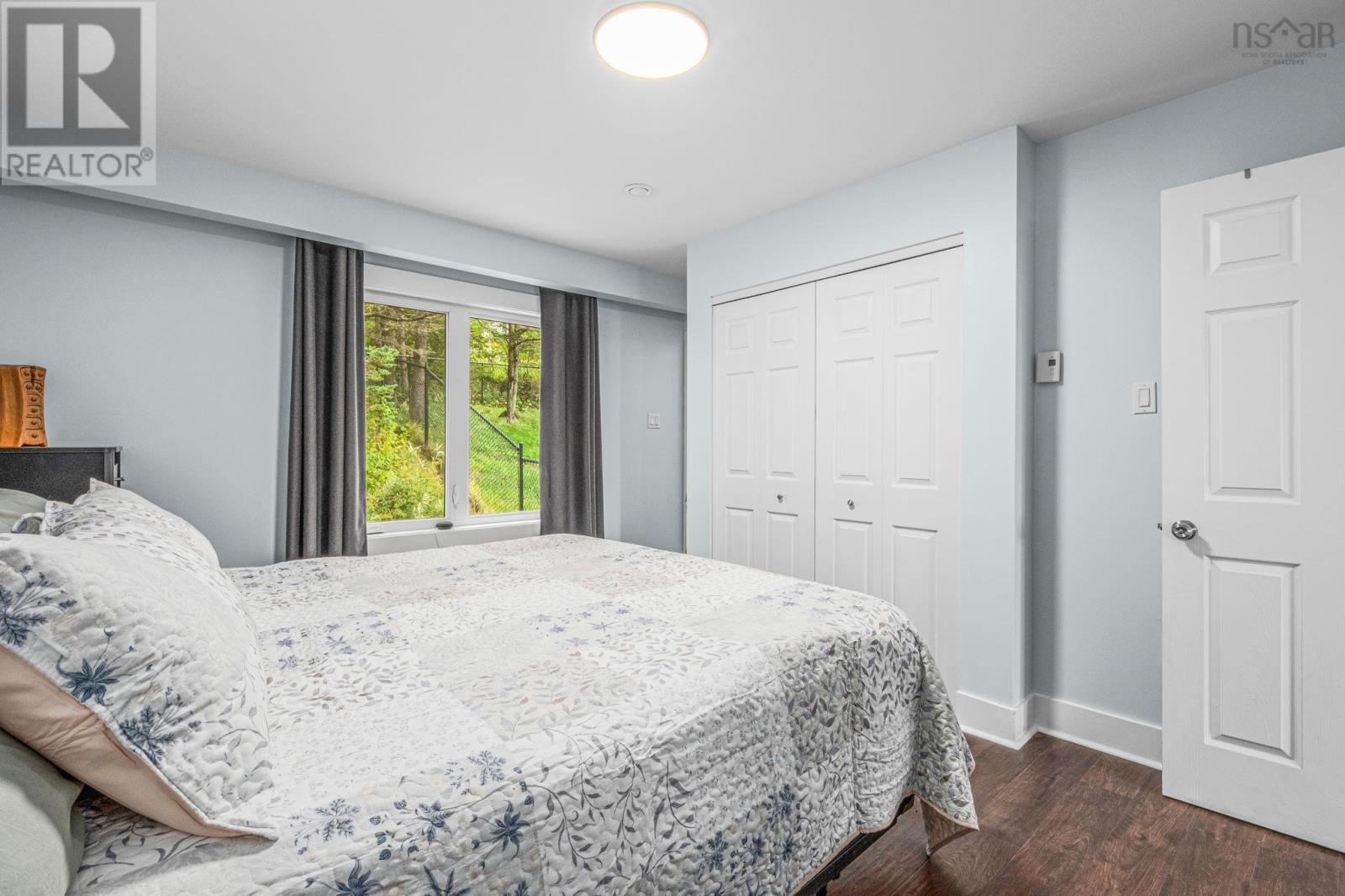 96 Regal Road Property Photo 13