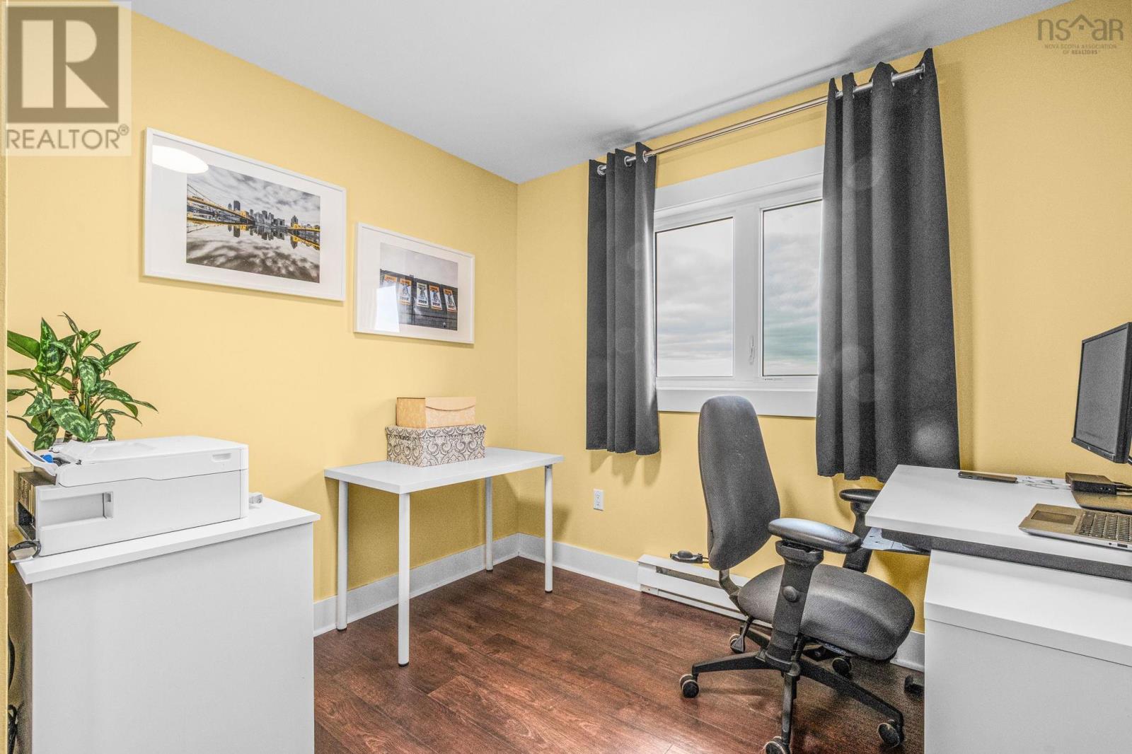 96 Regal Road Property Photo 18
