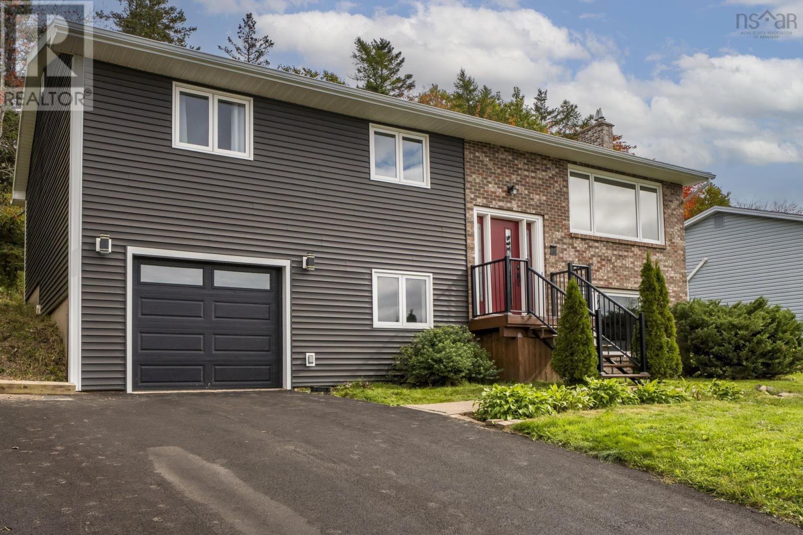 96 Regal Road Property Photo 27