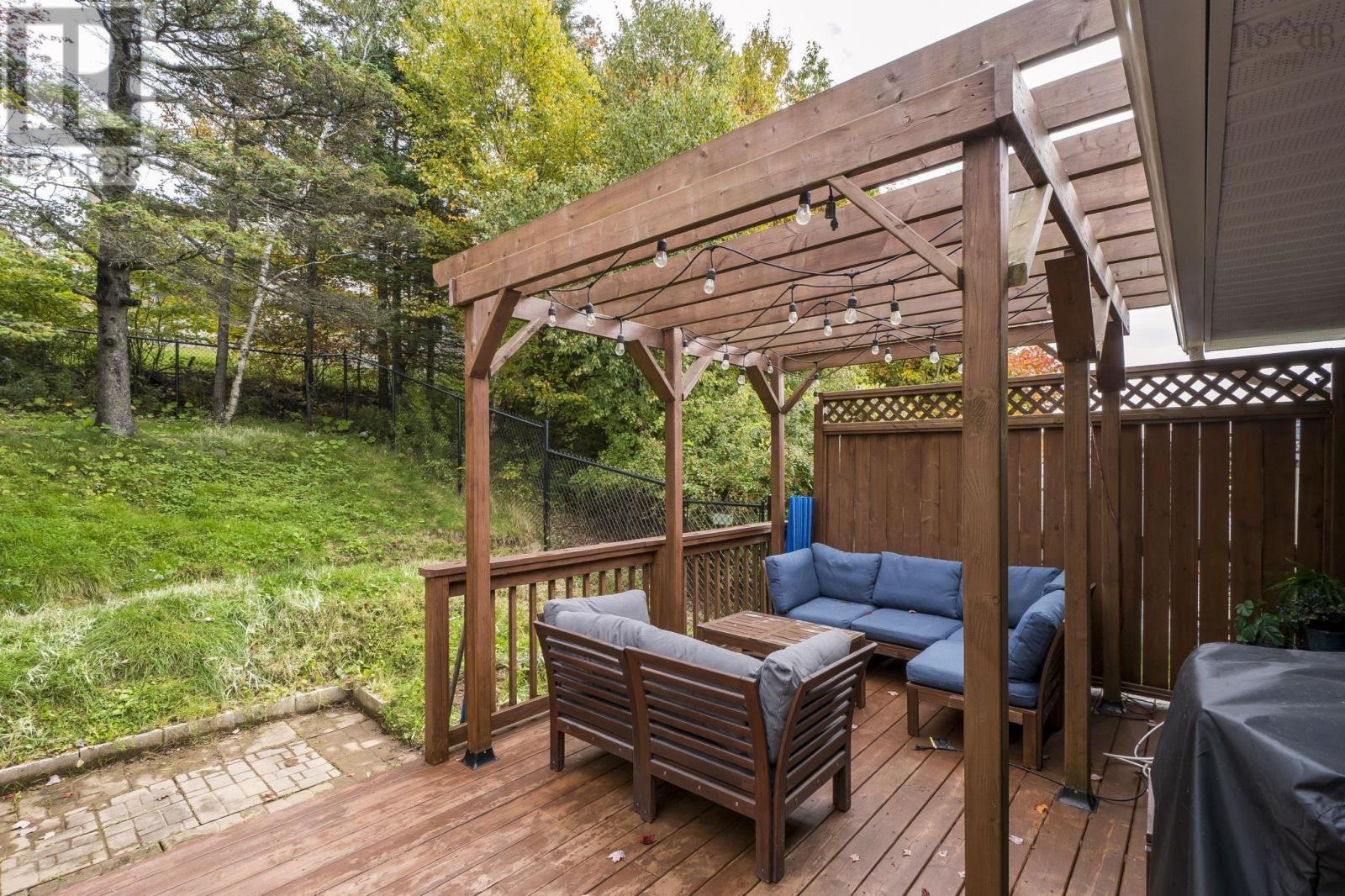 96 Regal Road Property Photo 30