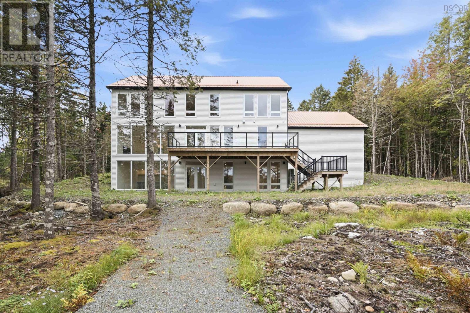 83 Canoe Crescent Property Photo 42