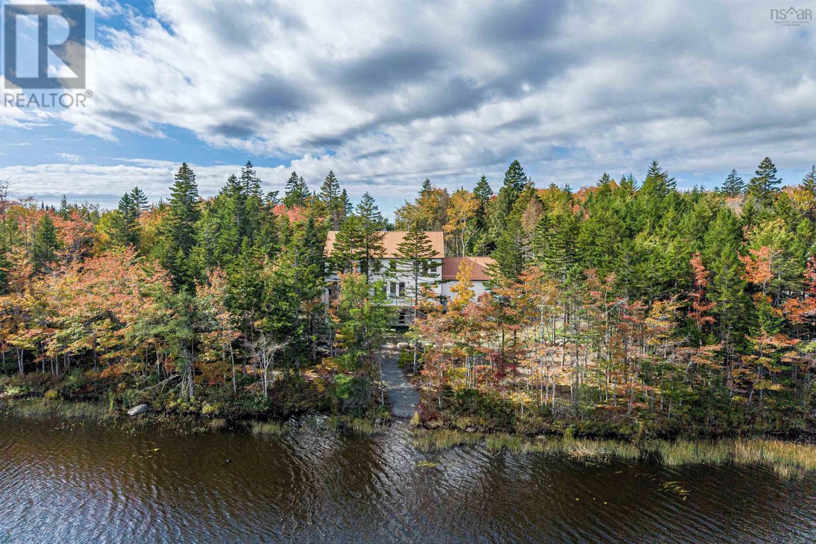 83 Canoe Crescent Property Photo 46