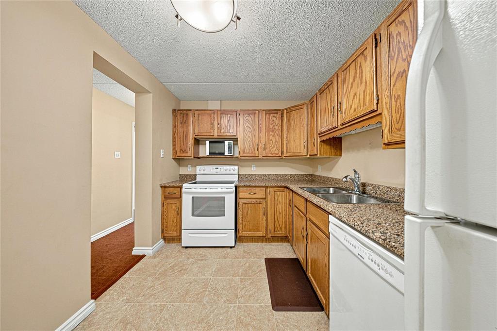 202 75 Swindon Way Property Photo 4