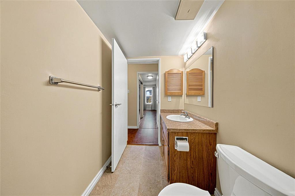 202 75 Swindon Way Property Photo 17