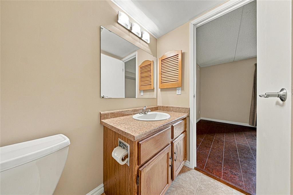 202 75 Swindon Way Property Photo 19