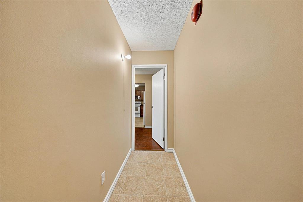 202 75 Swindon Way Property Photo 27