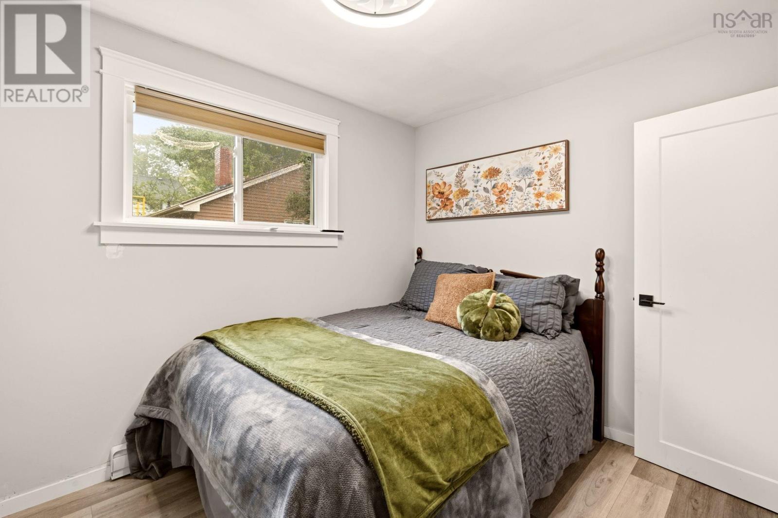 25 Circle Drive Property Photo 9