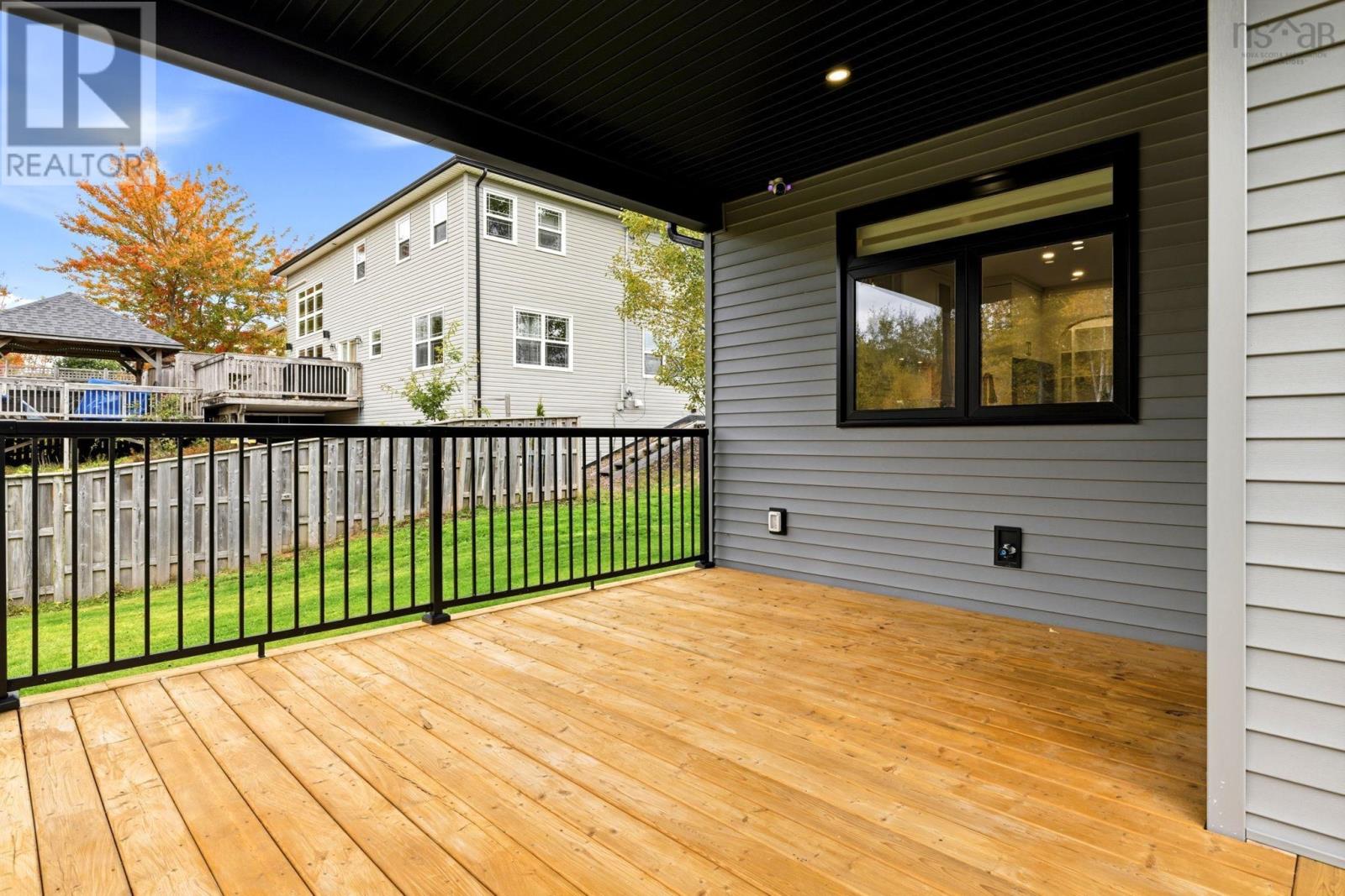 105 Wexford Drive Property Photo 27