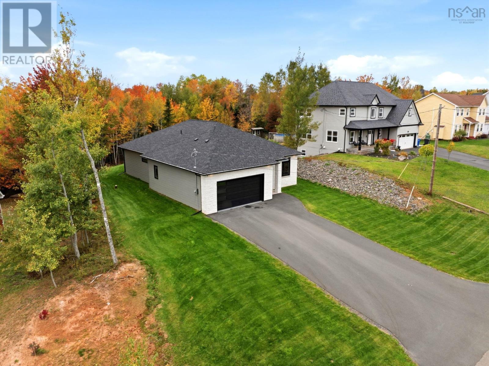 105 Wexford Drive Property Photo 38