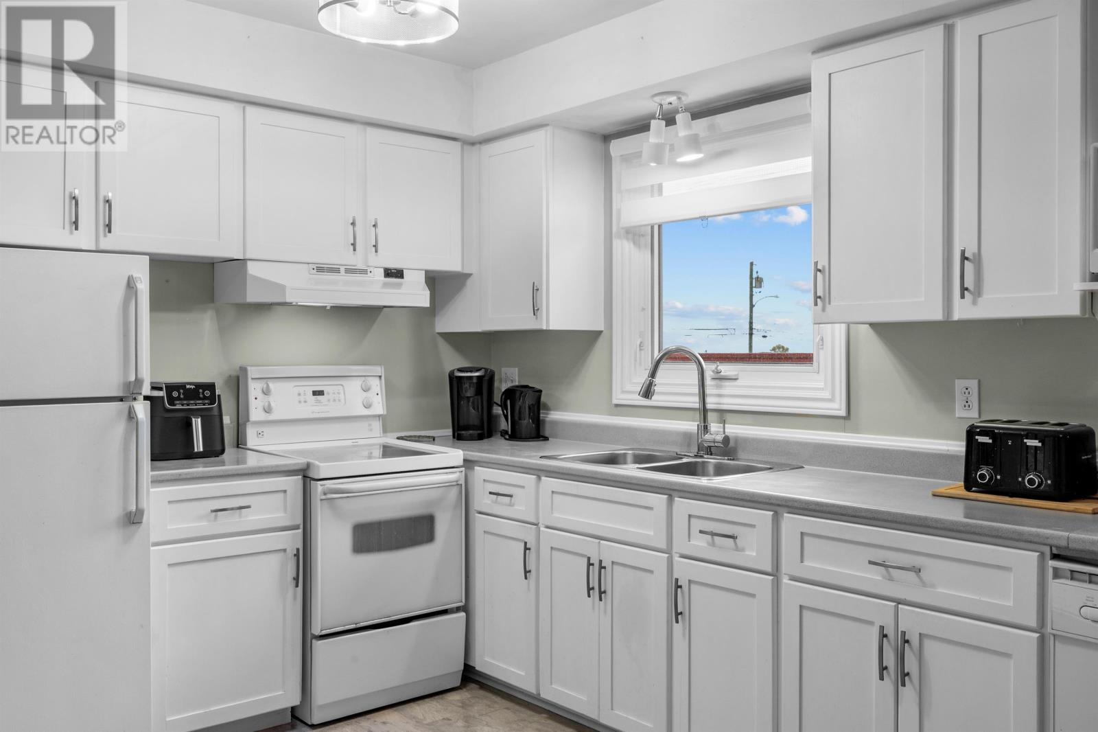 10 Longworth Street Property Photo 6