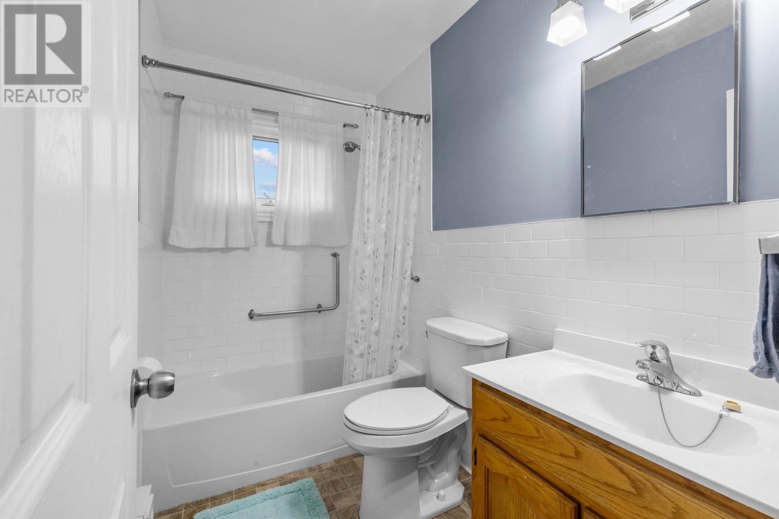 10 Longworth Street Property Photo 23