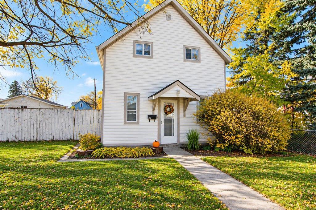 454 5th Street Property Photo 1