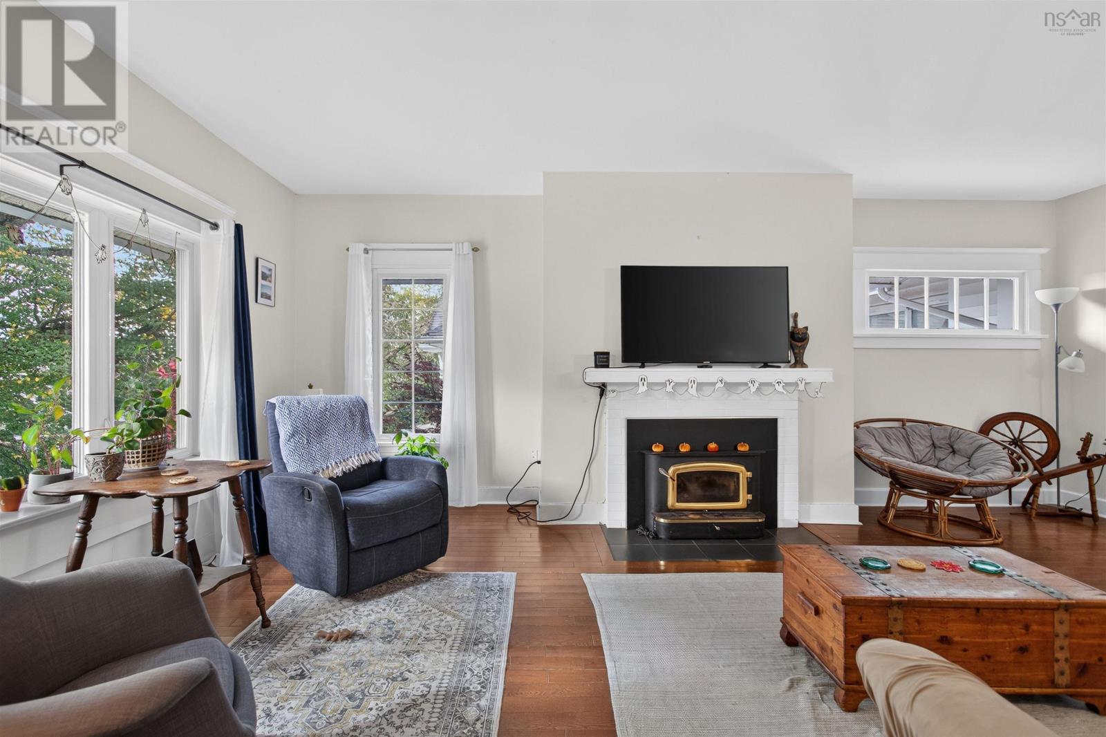 6421/6423 Coburg Road Property Photo 21