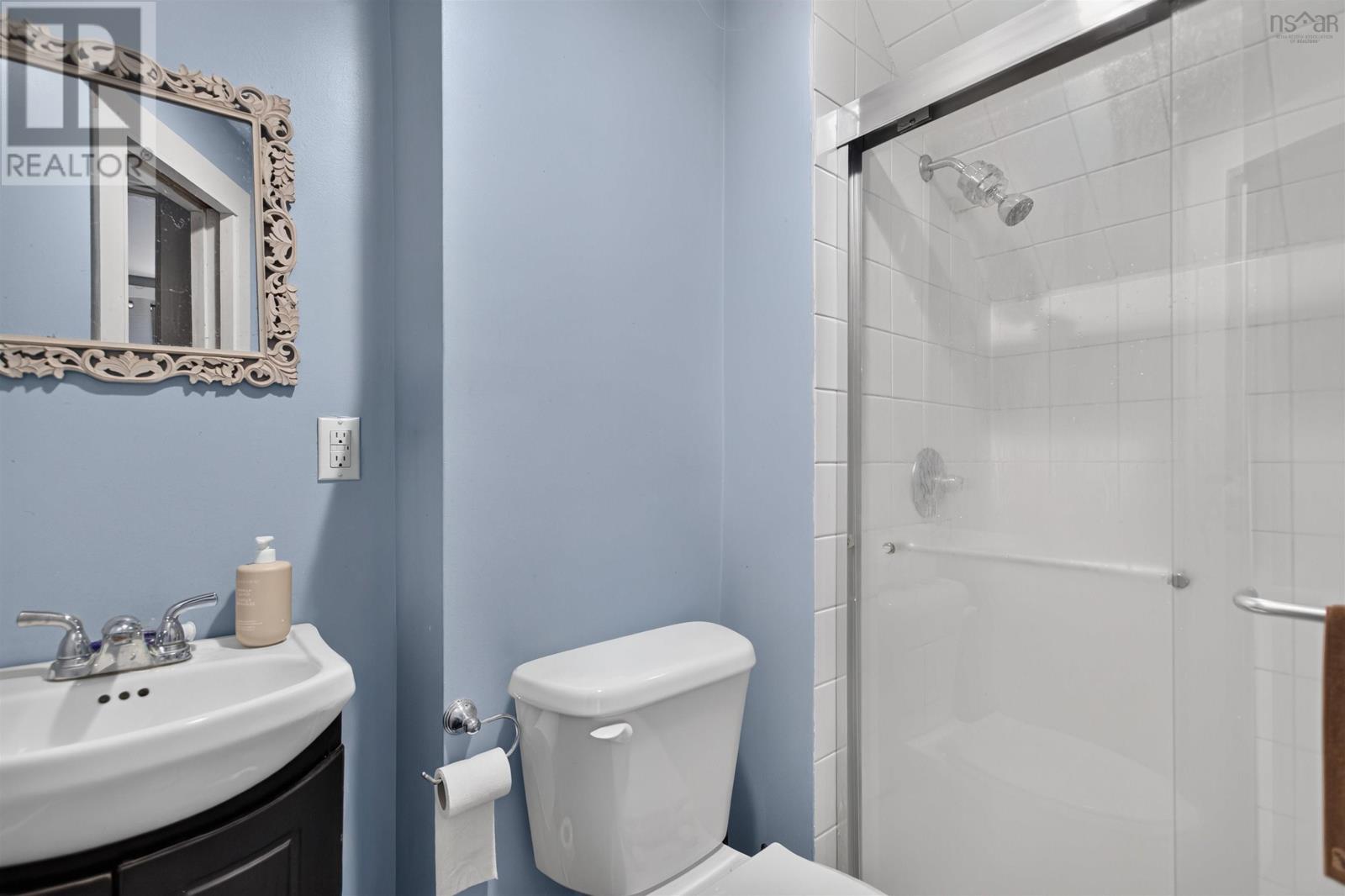 6421/6423 Coburg Road Property Photo 44
