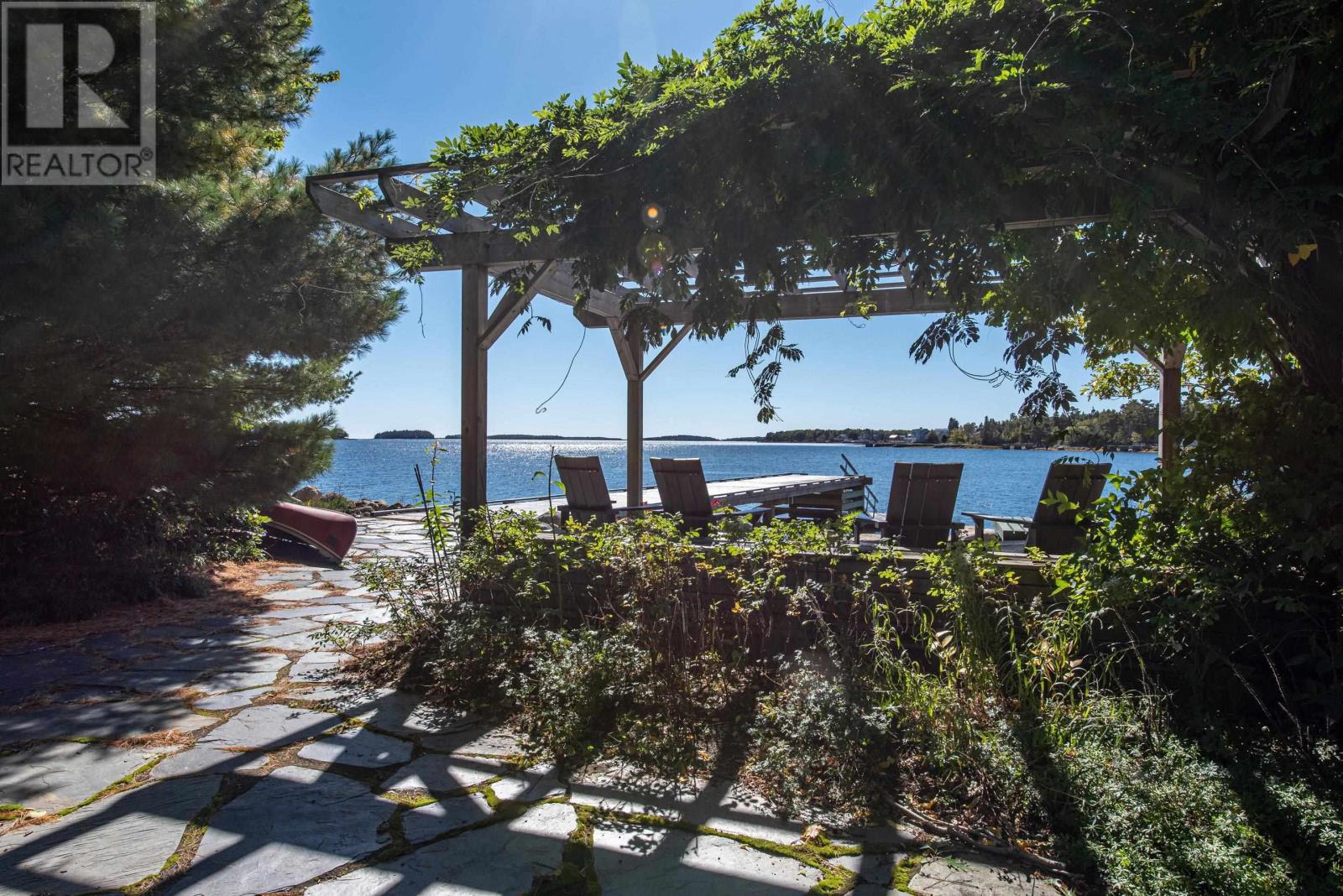 169 Swallow Point Road Property Photo 4