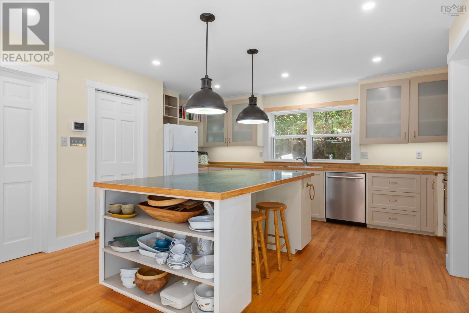 169 Swallow Point Road Property Photo 16