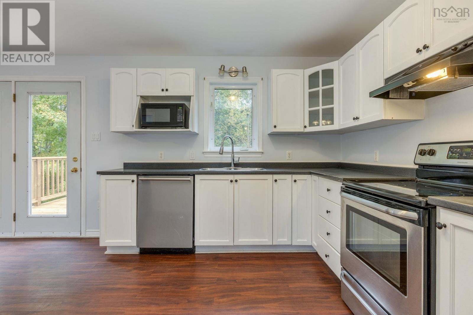 154 Miller Lake Road Property Photo 13