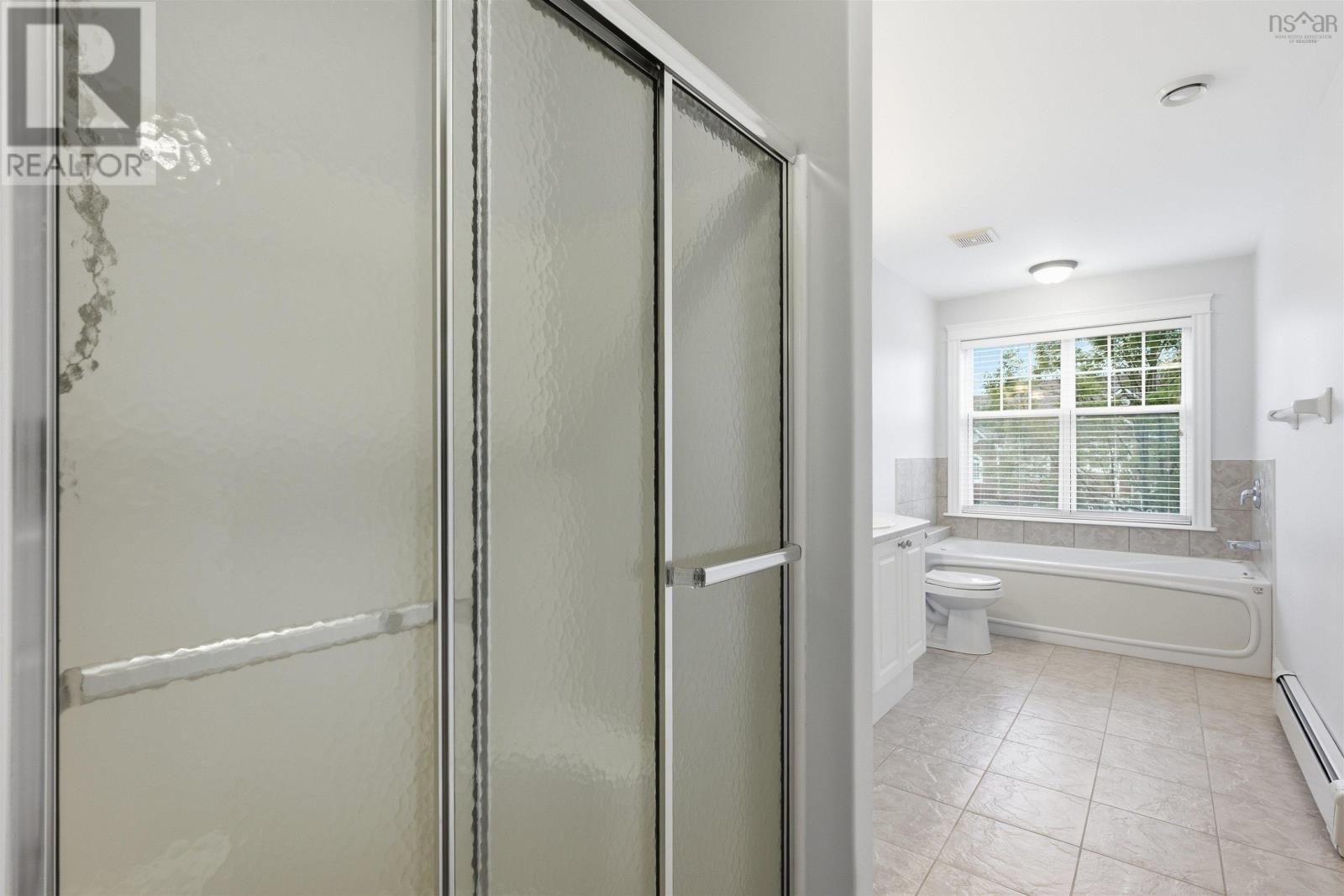 71 Greenside Lane Property Photo 21