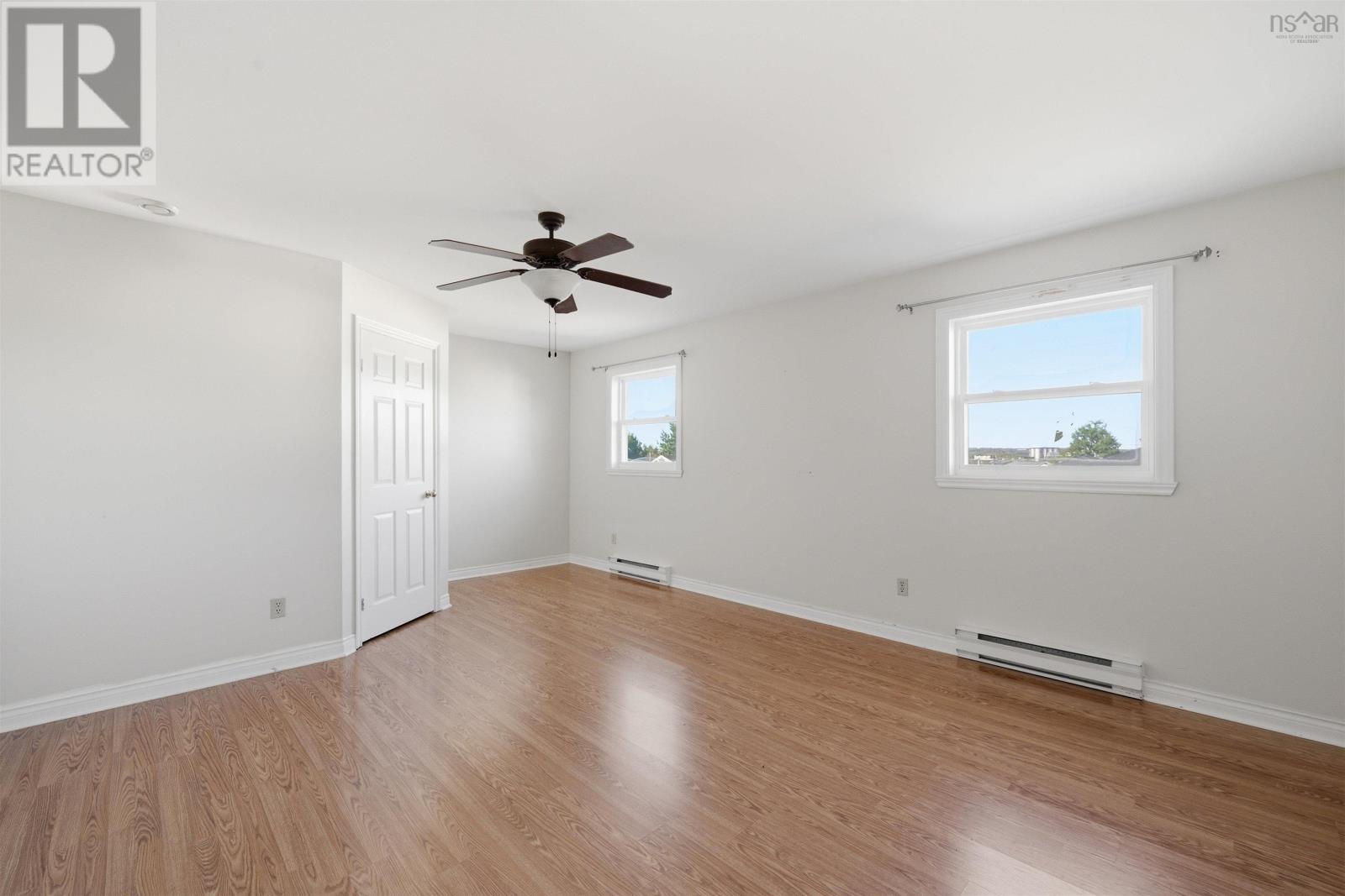 13 Anahid Court Property Photo 8