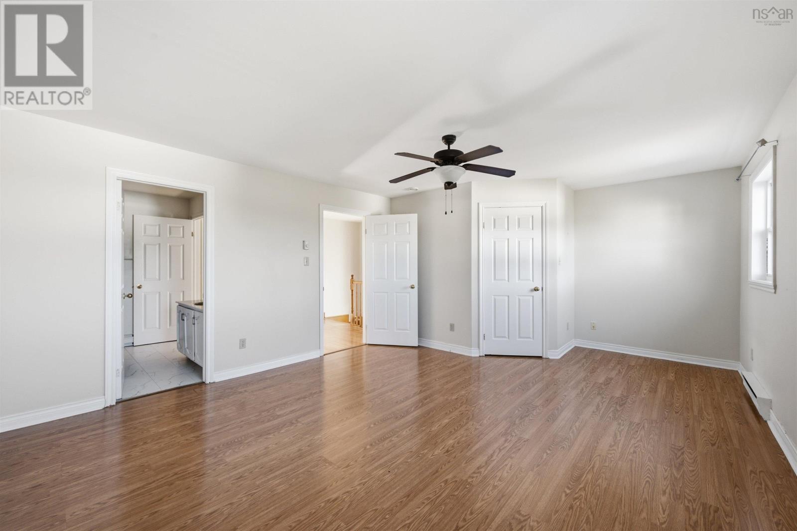 13 Anahid Court Property Photo 9