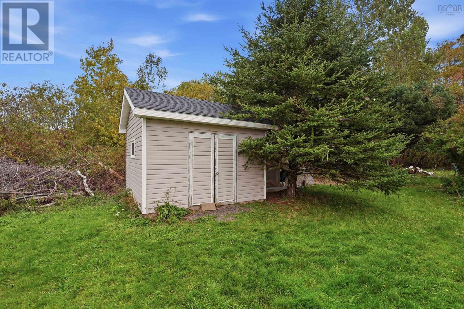 7889 Highway 215 Property Photo 43