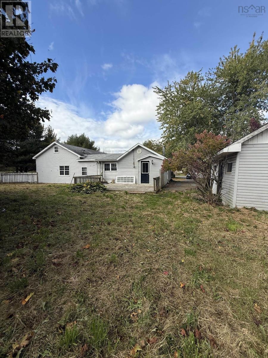 1 Fenerty Road Property Photo 18