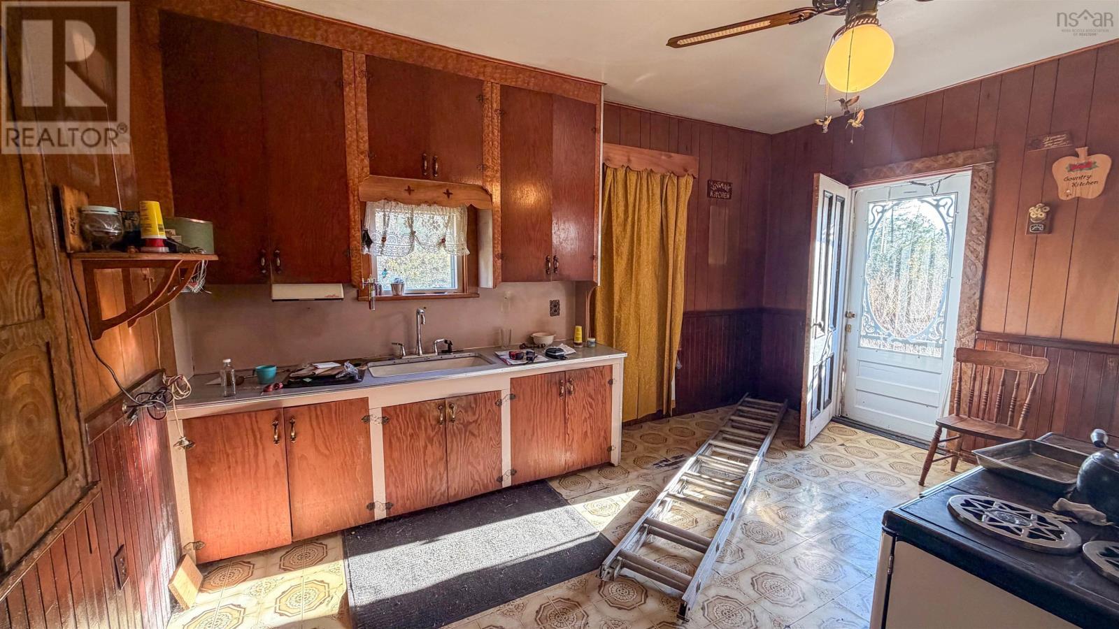 341 Highway 326 Property Photo 15