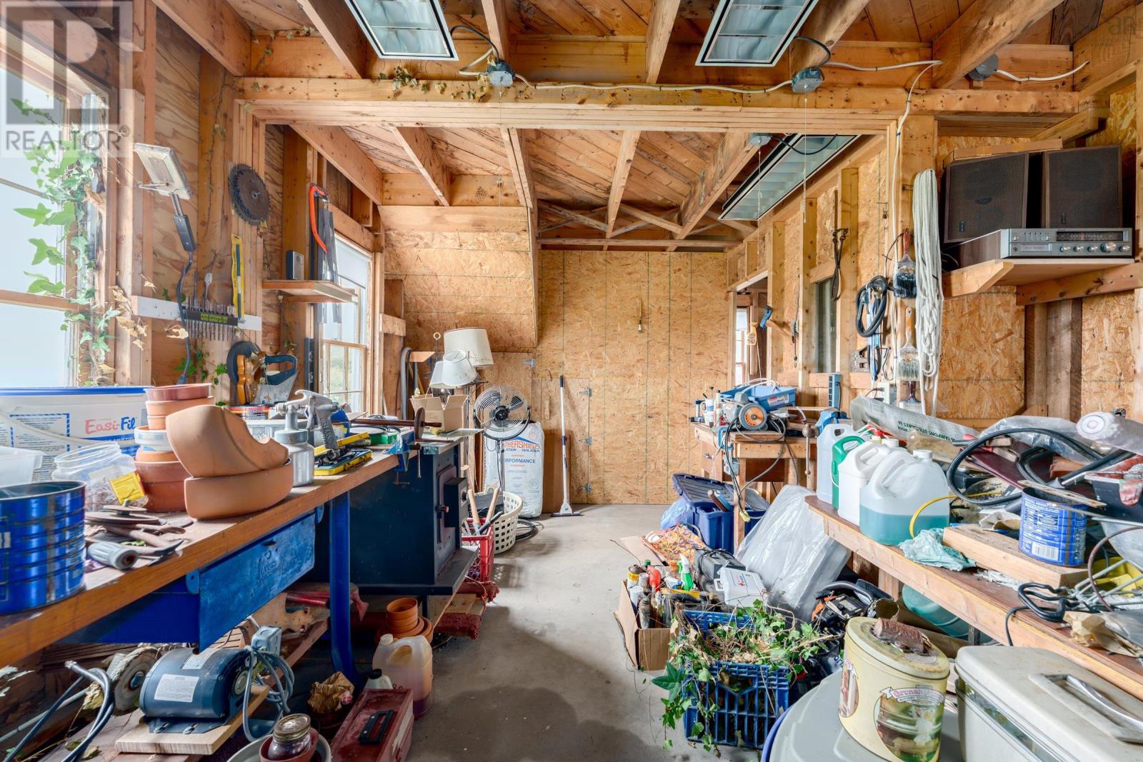 7227 Highway 101 Property Photo 36
