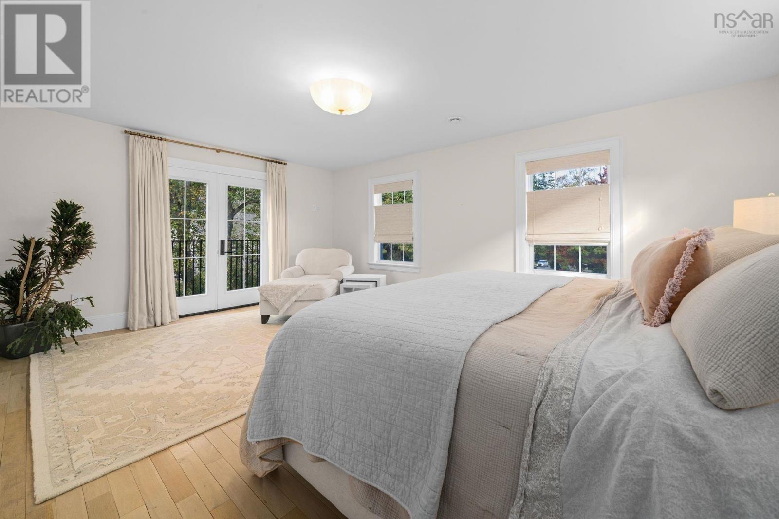 6029 Inglis Street Property Photo 22