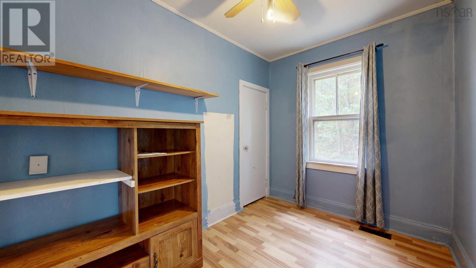 414 Chester Avenue Property Photo 13