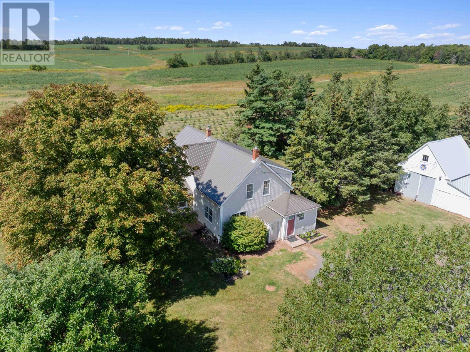 882 Point Prim Road Property Photo 3