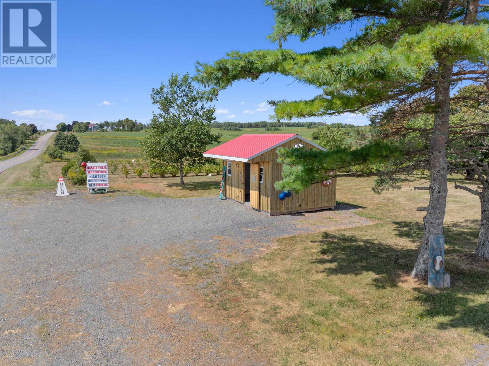 882 Point Prim Road Property Photo 6