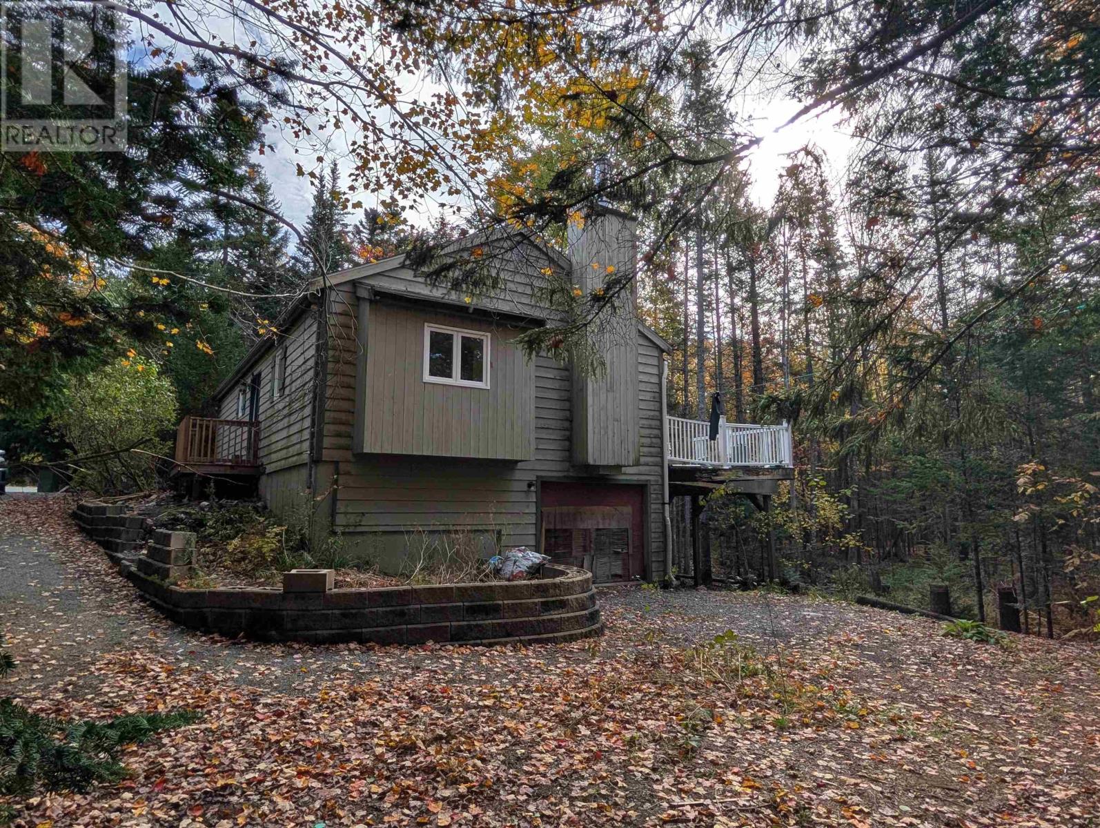 19 Foster Avenue Property Photo 1