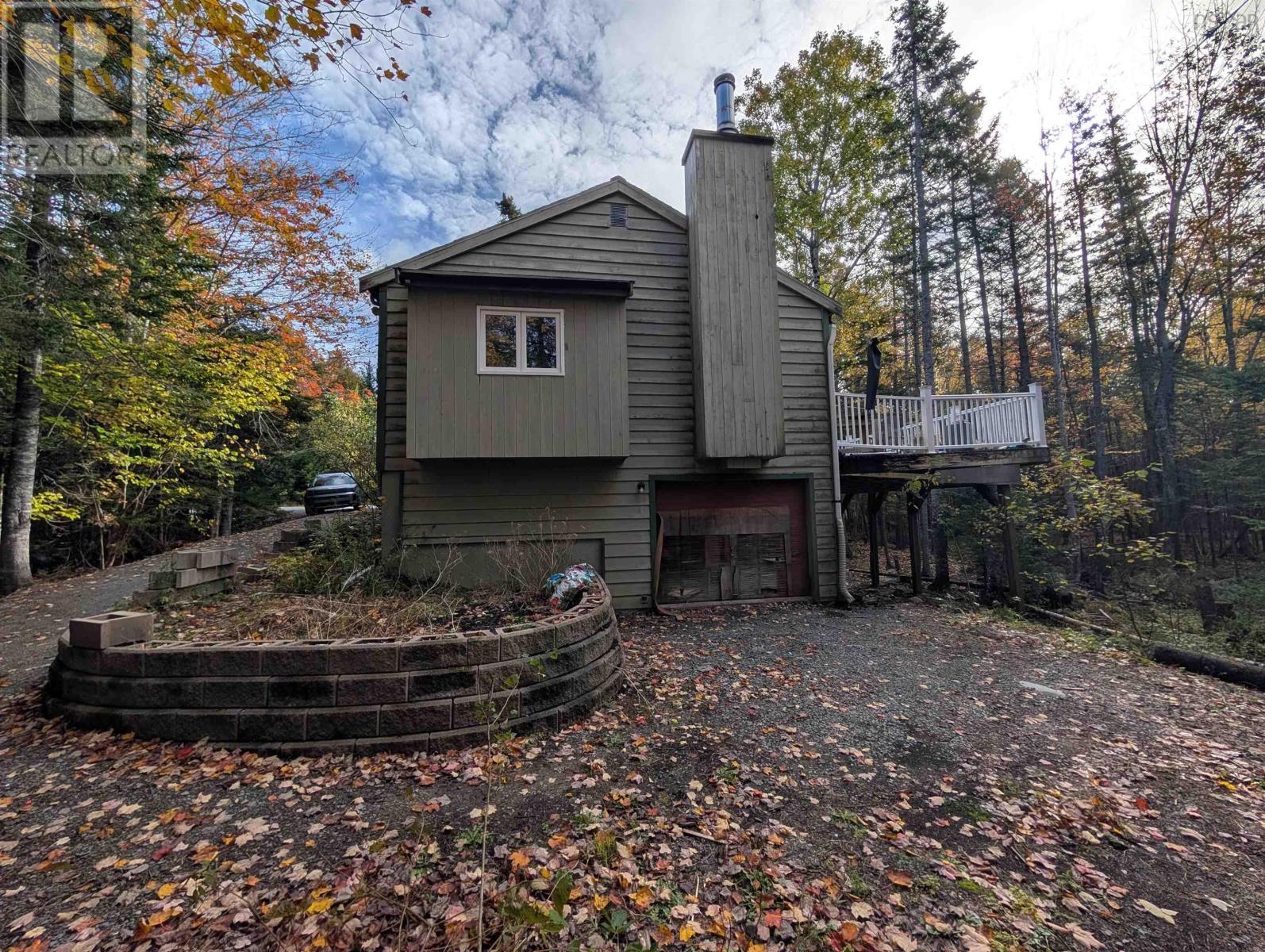 19 Foster Avenue Property Photo 2