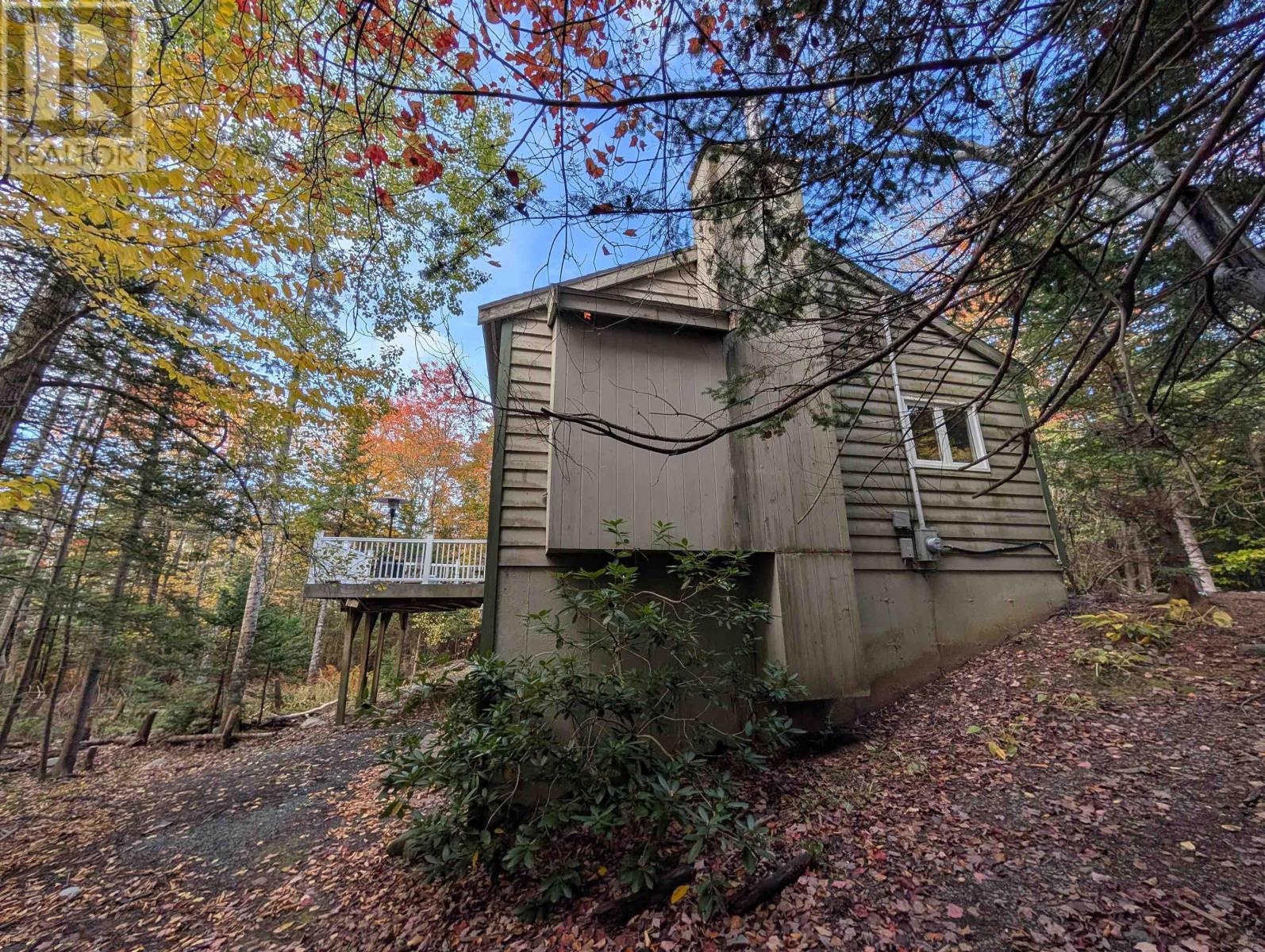 19 Foster Avenue Property Photo 9