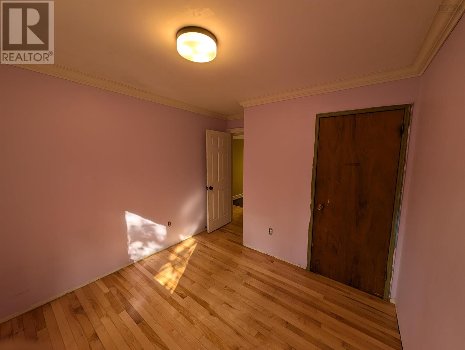 19 Foster Avenue Property Photo 20