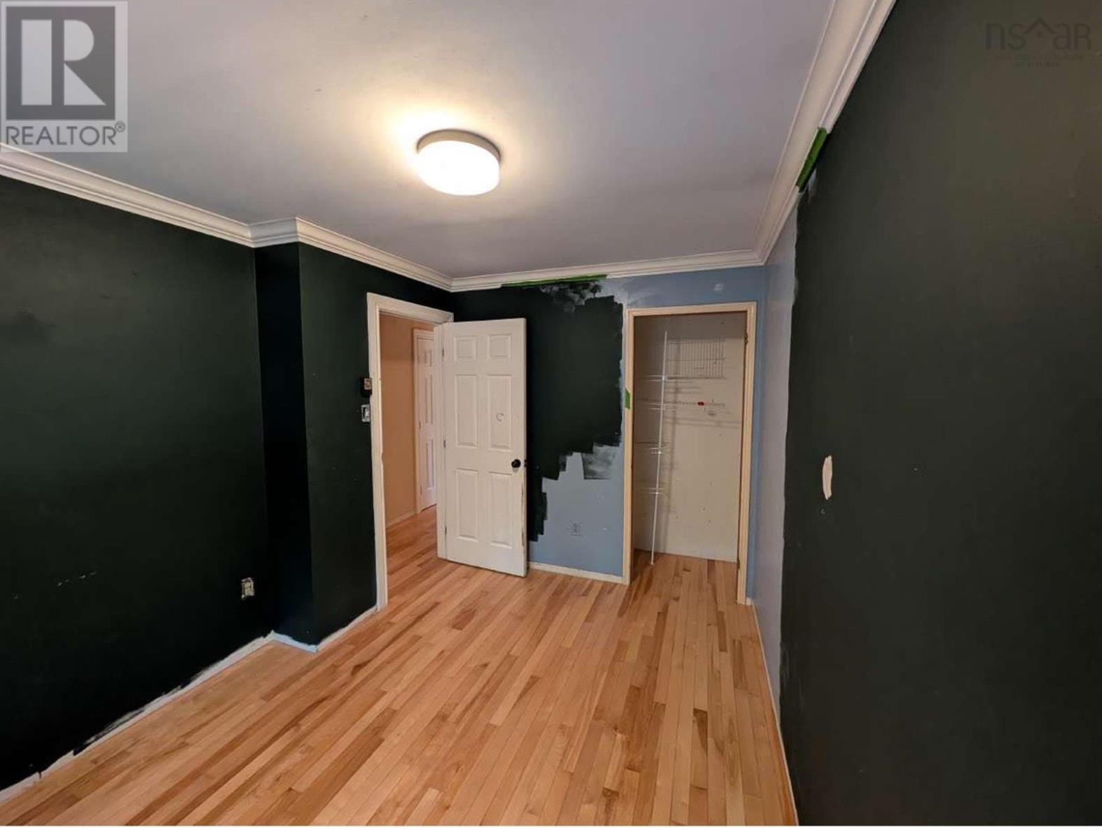 19 Foster Avenue Property Photo 24